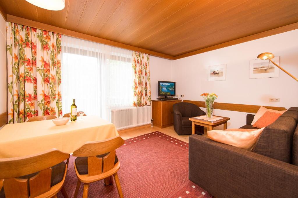 Gaestehaus Haffner Zell am See Phòng bức ảnh